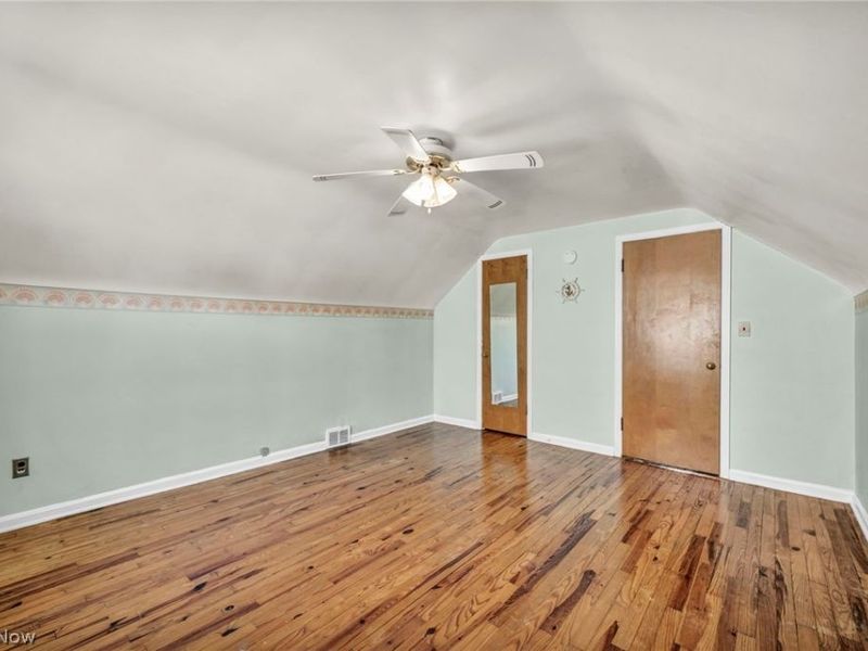 6803 Ridgewood Avenue , Parma, OH 44129 Photo 16
