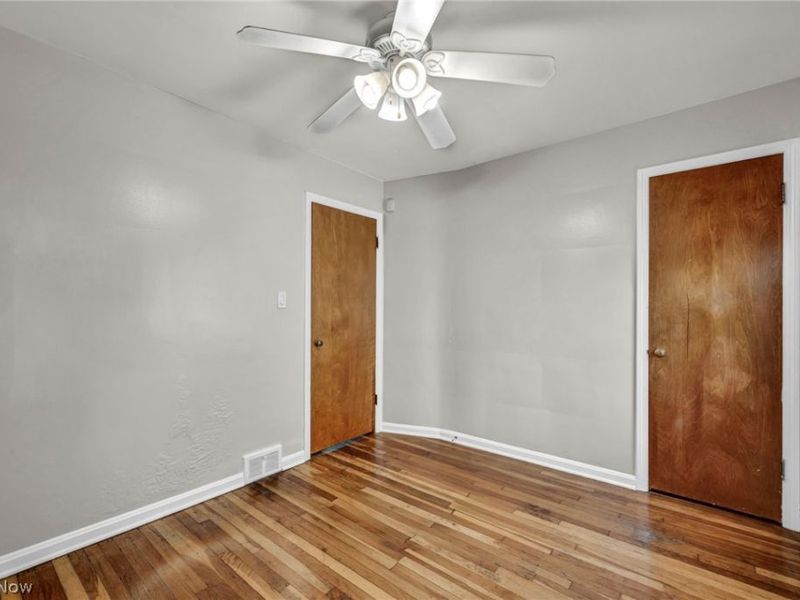 6803 Ridgewood Avenue , Parma, OH 44129 Photo 22