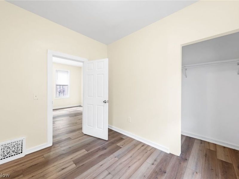 1366 W 87th Street, Cleveland, OH 44102 Photo 9
