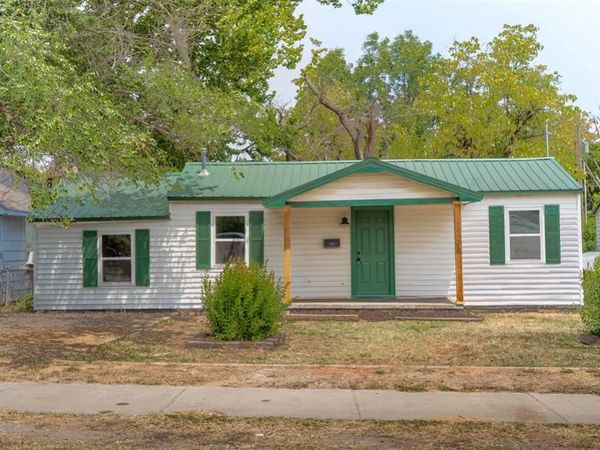 619 W Locust Street, Tecumseh, OK 74873