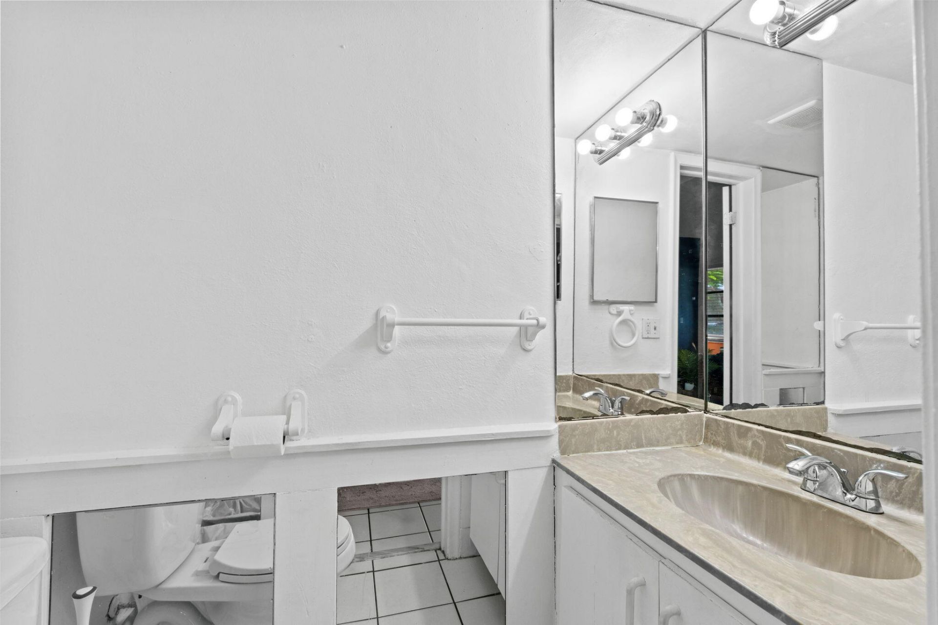 4470 NW 109th Terrace, Coral Springs, FL 33065 Photo