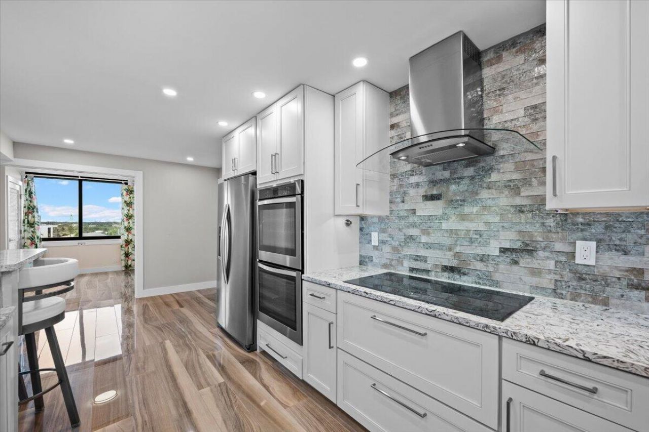911 Ocean Drive, Unit 601, Juno Beach, FL 33408 Photo