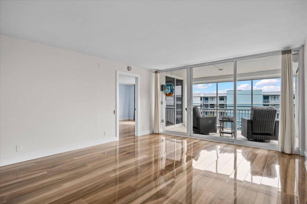 911 Ocean Drive, Unit 601, Juno Beach, FL 33408 Photo