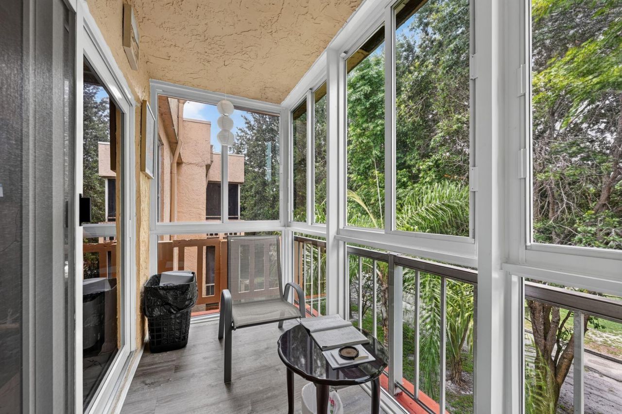 8400 Lagos De Campo Boulevard, Unit 303, Tamarac, FL 33321 Photo