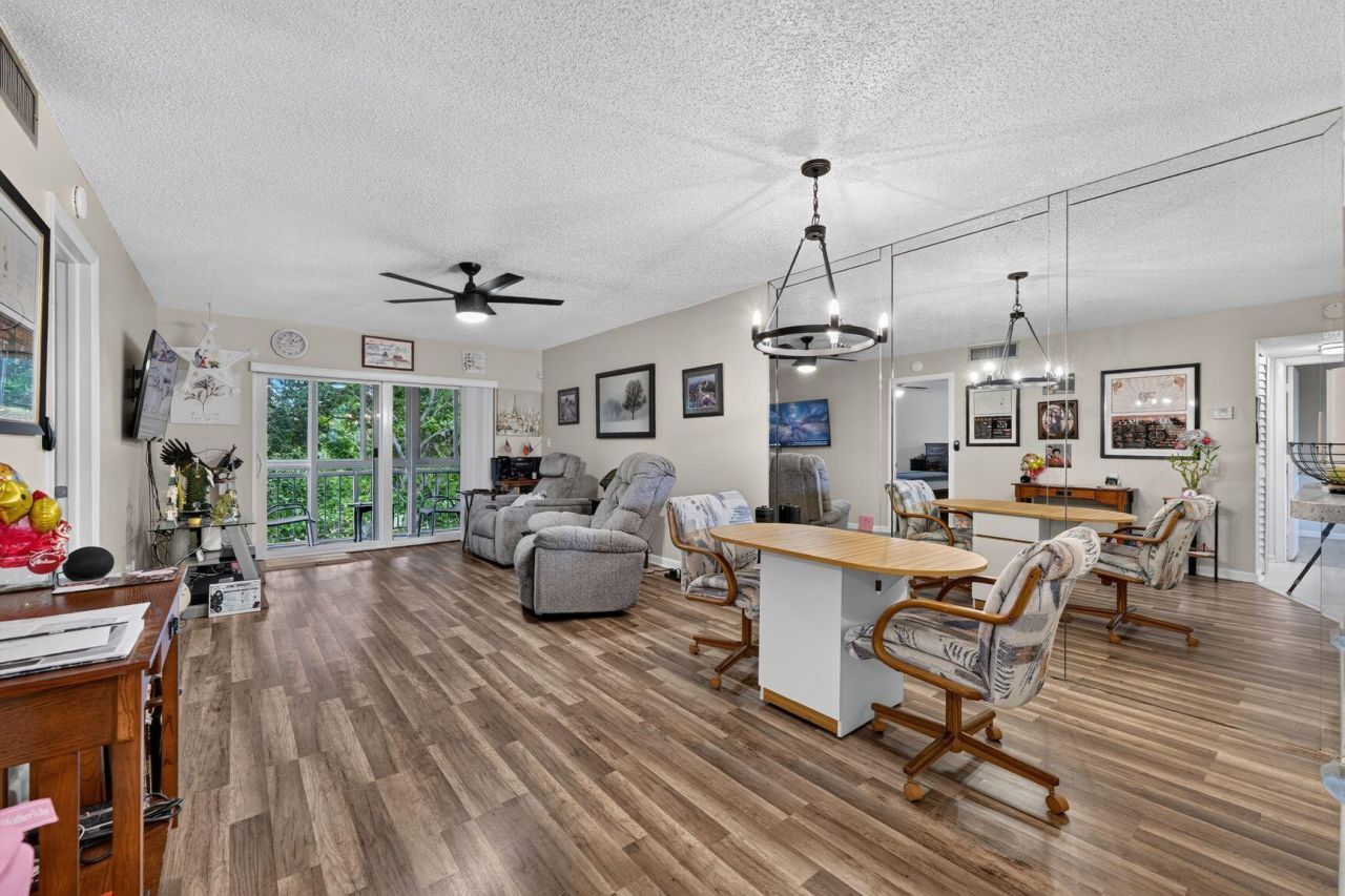 8400 Lagos De Campo Boulevard, Unit 303, Tamarac, FL 33321 Photo