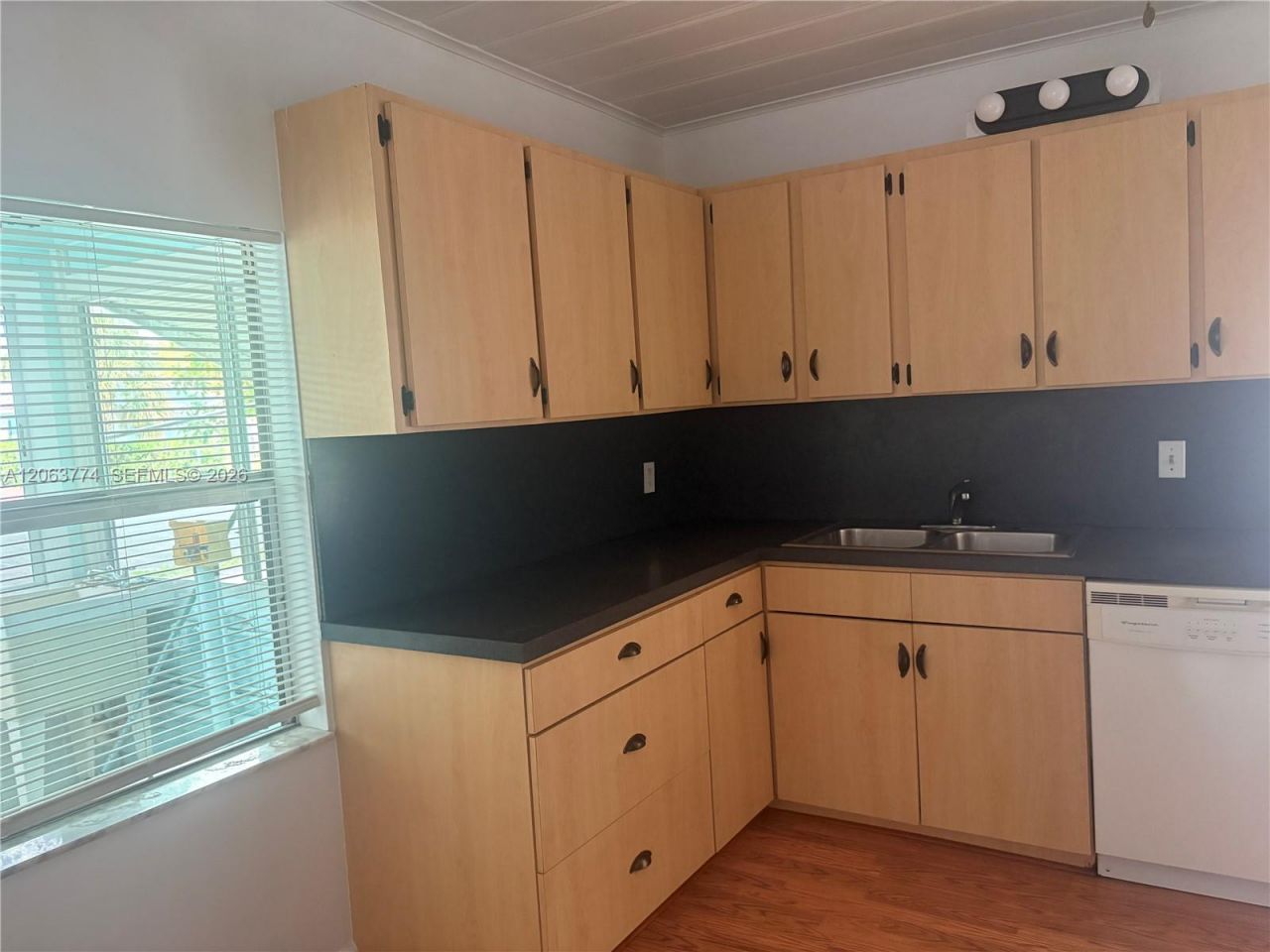 429 49th St, West Palm Beach, FL 33407 Photo