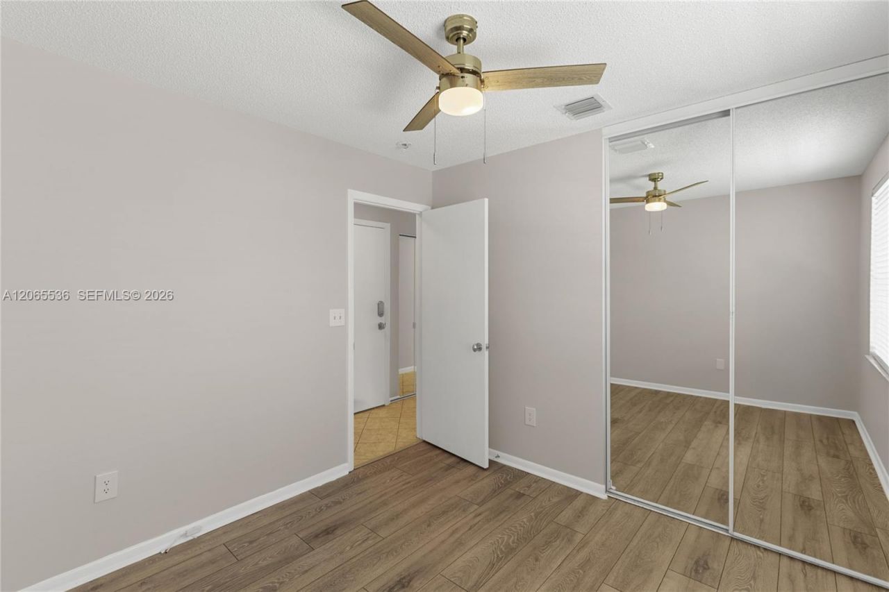 363 NW 158th Ave, Pembroke Pines, FL 33028 Photo