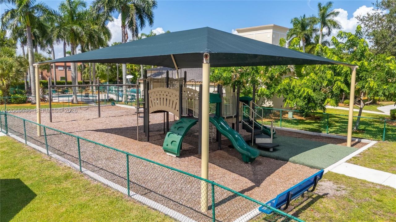 363 NW 158th Ave, Pembroke Pines, FL 33028 Photo