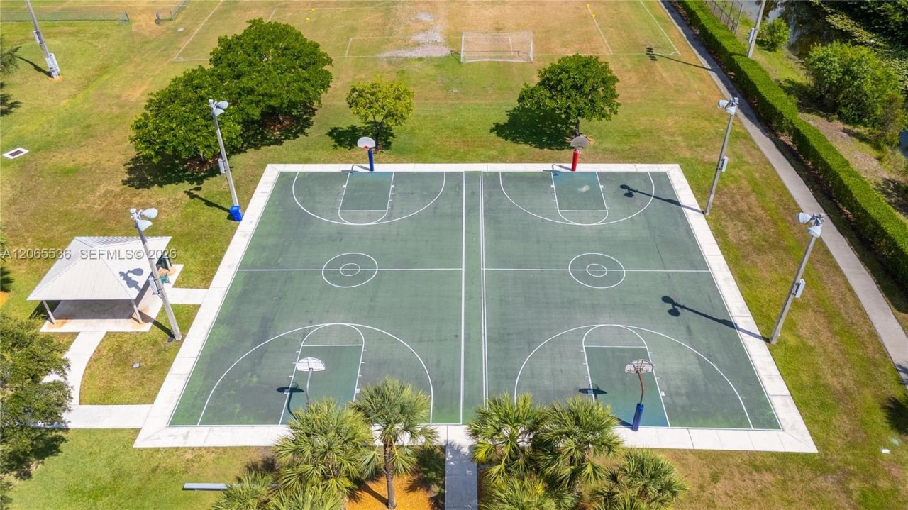 363 NW 158th Ave, Pembroke Pines, FL 33028 Photo