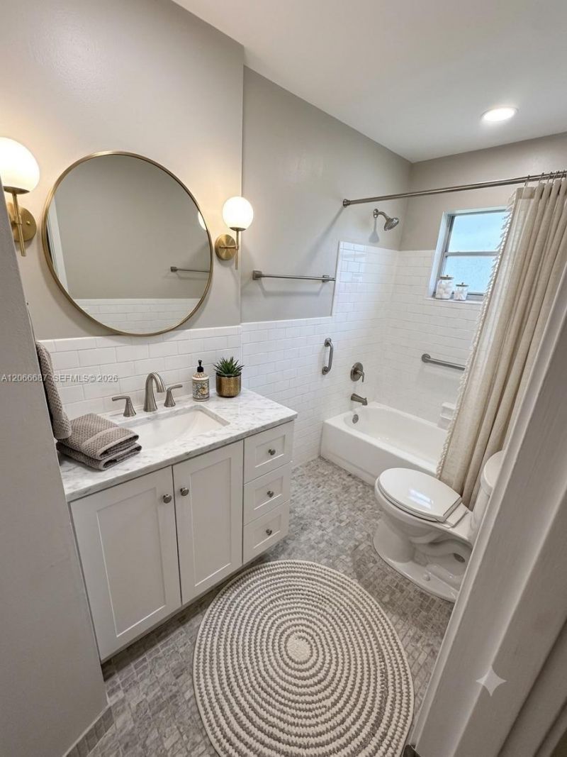 1445 Atlantic Shores Blvd , Unit 206, Hallandale Beach, FL 33009 Photo