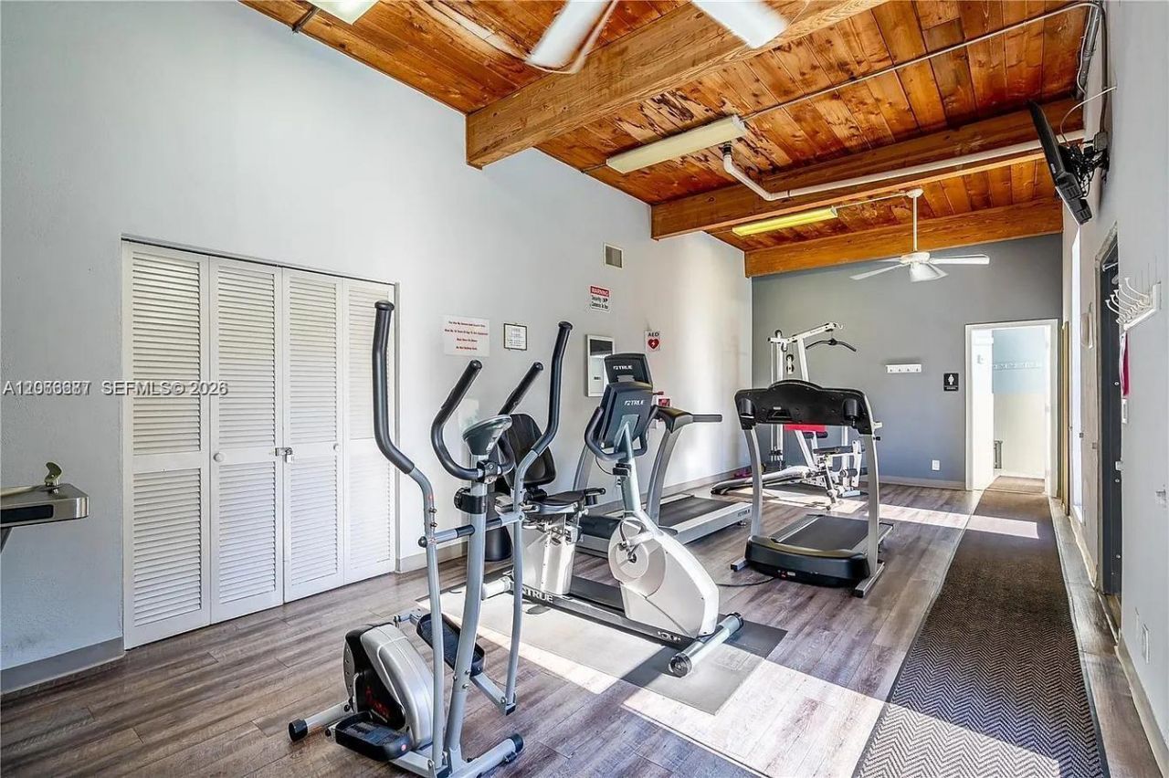 1445 Atlantic Shores Blvd , Unit 206, Hallandale Beach, FL 33009 Photo