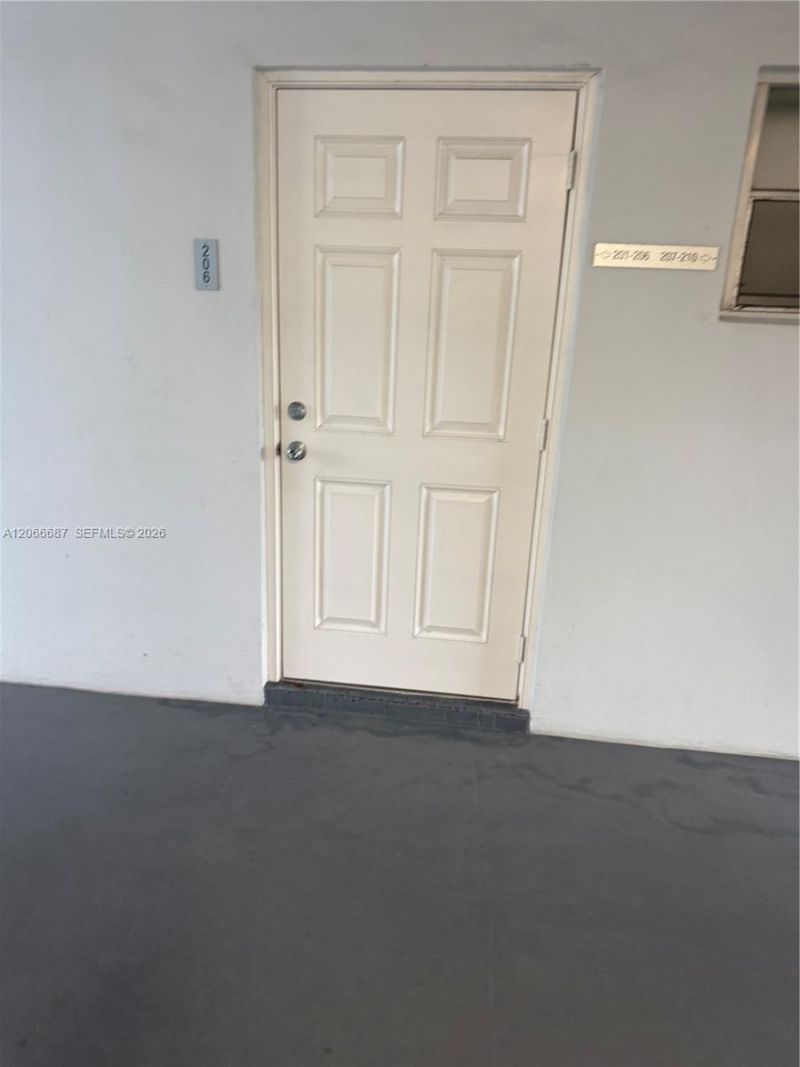 1445 Atlantic Shores Blvd , Unit 206, Hallandale Beach, FL 33009 Photo