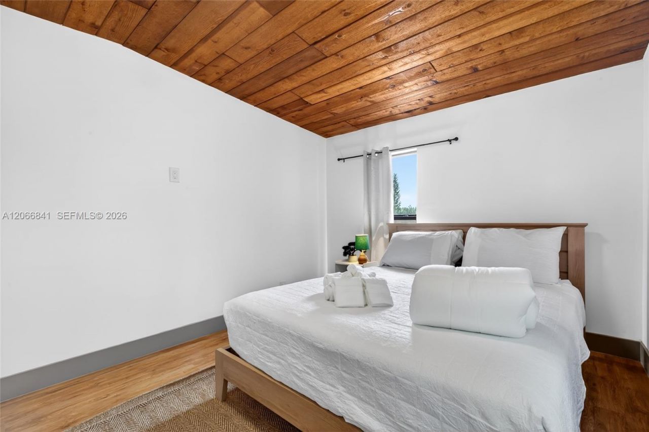 7221 Freedom St , Hollywood, FL 33024 Photo