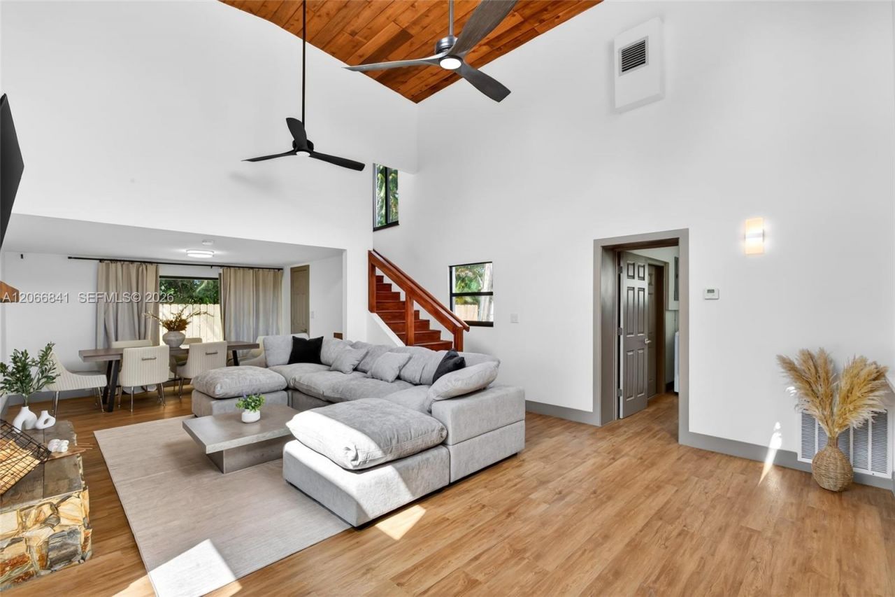 7221 Freedom St , Hollywood, FL 33024 Photo
