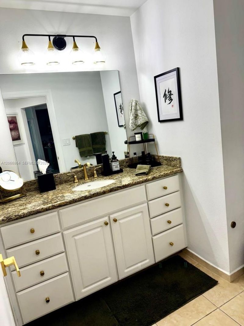 3001 NE 185th St, Unit 225, Aventura, FL 33180 Photo