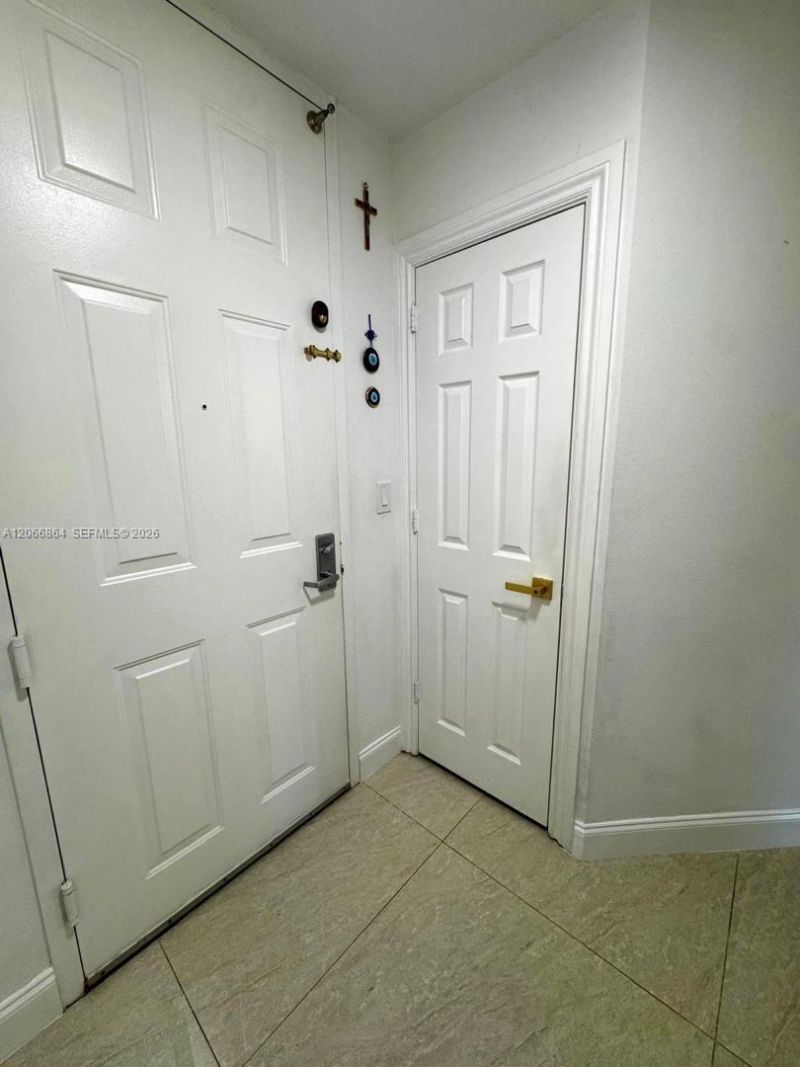 3001 NE 185th St, Unit 225, Aventura, FL 33180 Photo