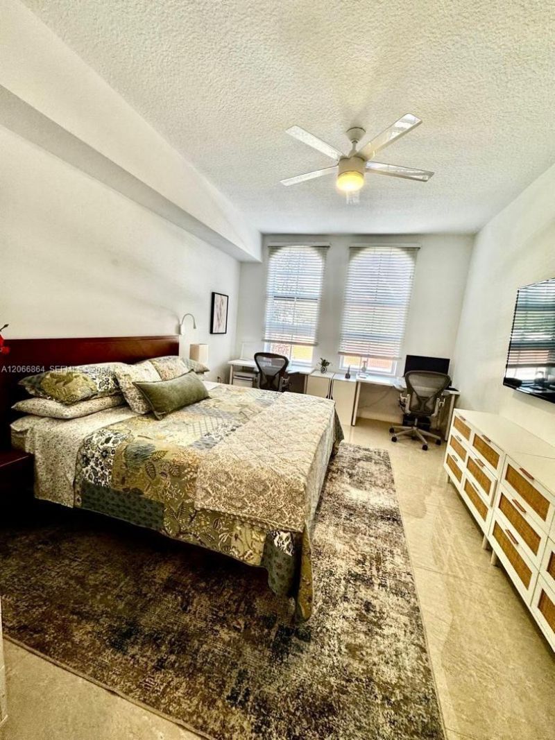 3001 NE 185th St, Unit 225, Aventura, FL 33180 Photo