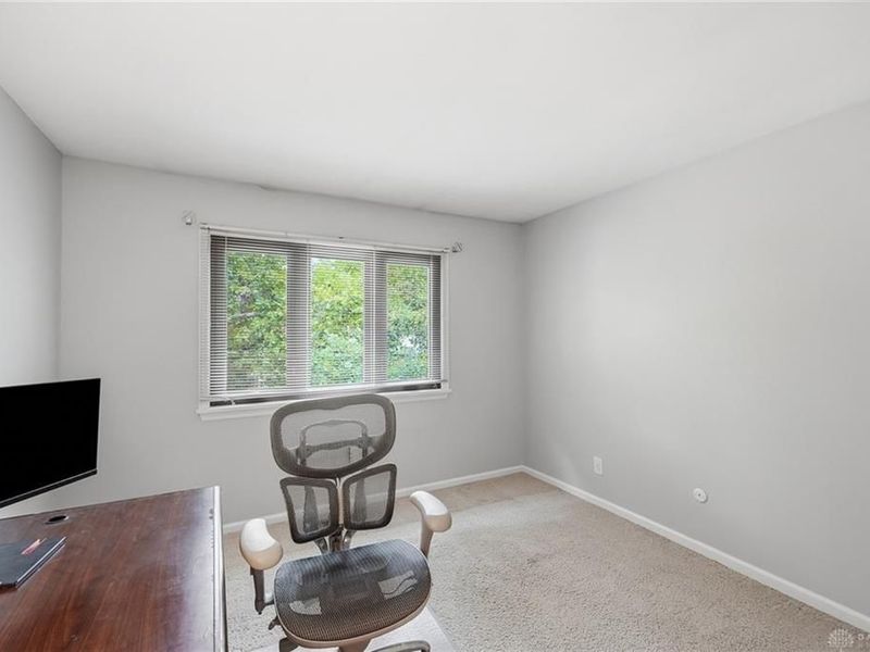 6852 Olde Greenbrier Lane, Centerville, OH 45459 Photo 20