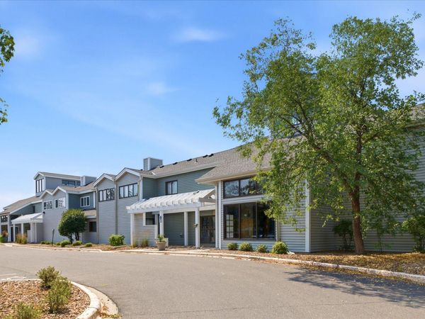 1372 Carling Drive, Unit 307, Saint Paul, MN 55108
