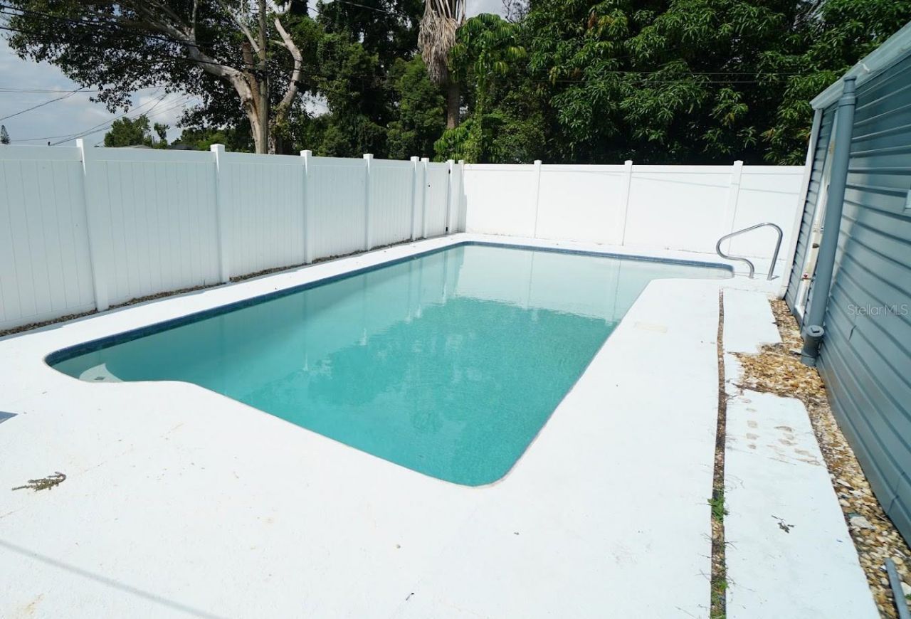1632 27th Avenue N, Saint Petersburg, FL 33713 Photo