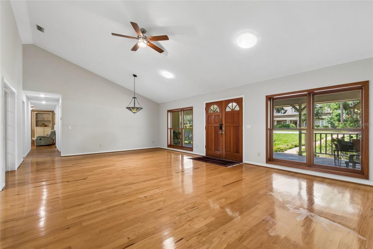 1055 Riverside Ridge Road, Tarpon Springs, FL 34688 Photo