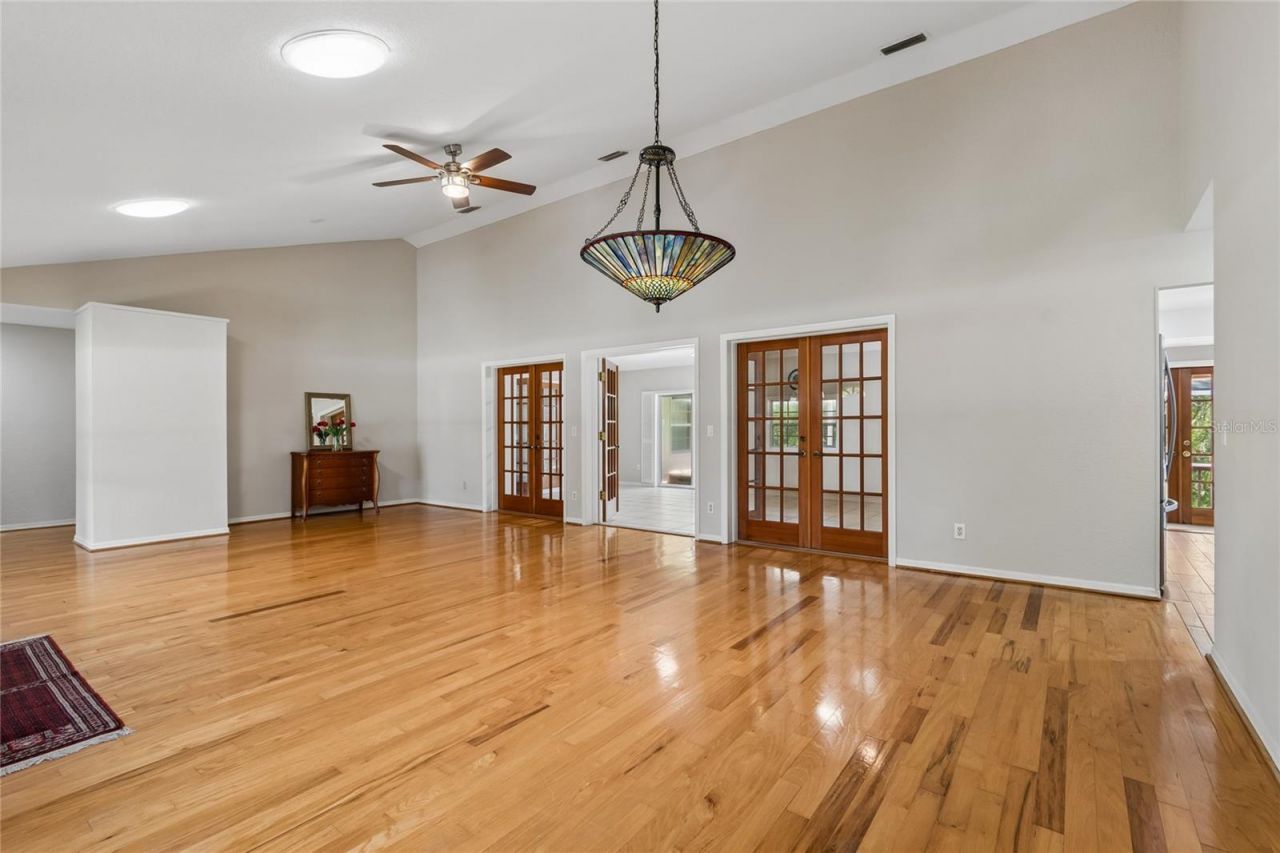 1055 Riverside Ridge Road, Tarpon Springs, FL 34688 Photo