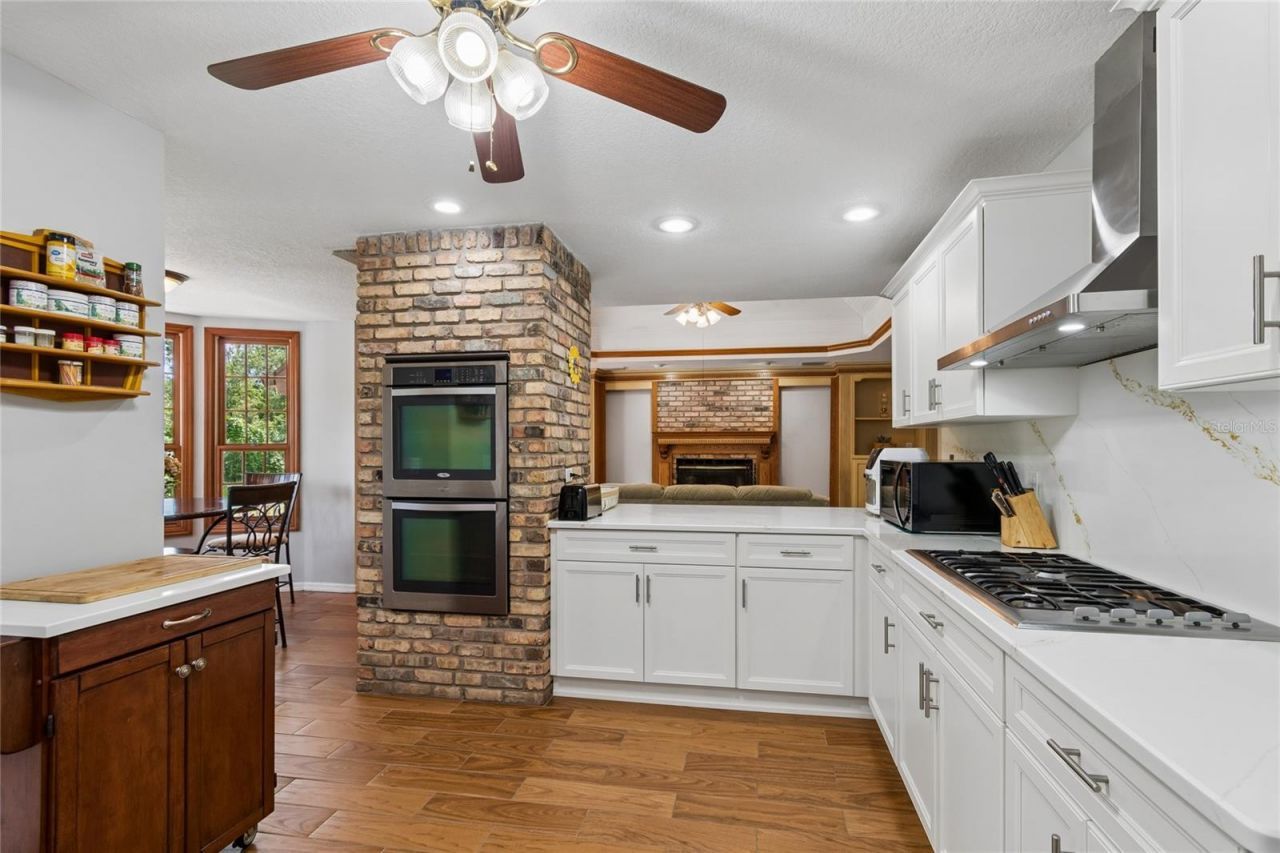 1055 Riverside Ridge Road, Tarpon Springs, FL 34688 Photo