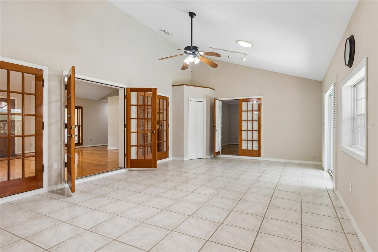 1055 Riverside Ridge Road, Tarpon Springs, FL 34688 Photo