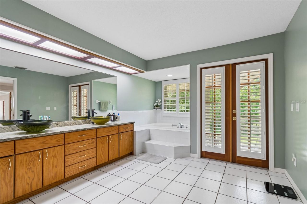1055 Riverside Ridge Road, Tarpon Springs, FL 34688 Photo