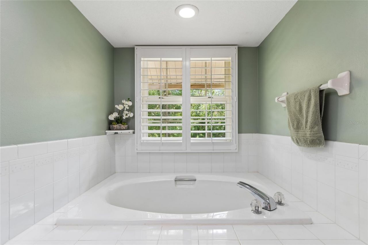1055 Riverside Ridge Road, Tarpon Springs, FL 34688 Photo