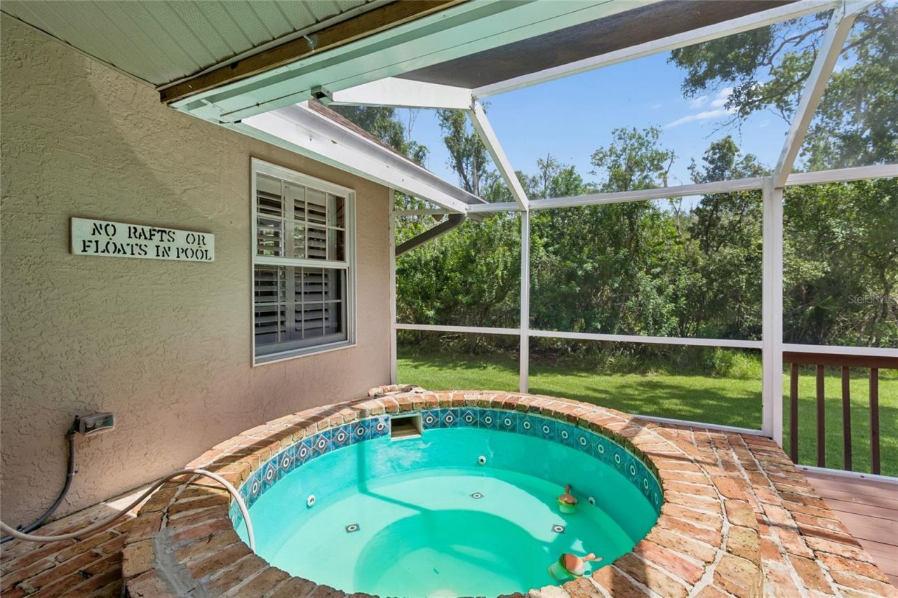 1055 Riverside Ridge Road, Tarpon Springs, FL 34688 Photo