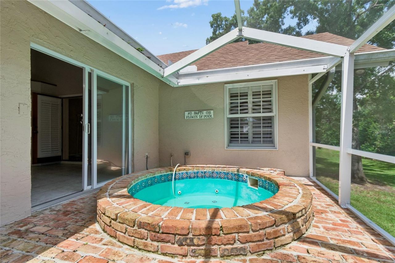 1055 Riverside Ridge Road, Tarpon Springs, FL 34688 Photo