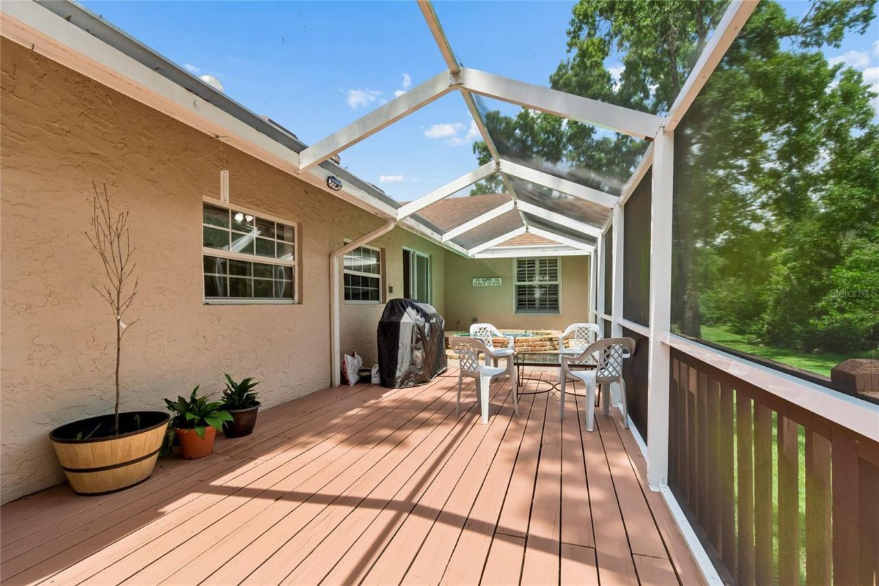 1055 Riverside Ridge Road, Tarpon Springs, FL 34688 Photo