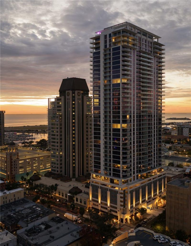 275 1st Avenue S, Unit 3405, Saint Petersburg, FL 33701 Photo