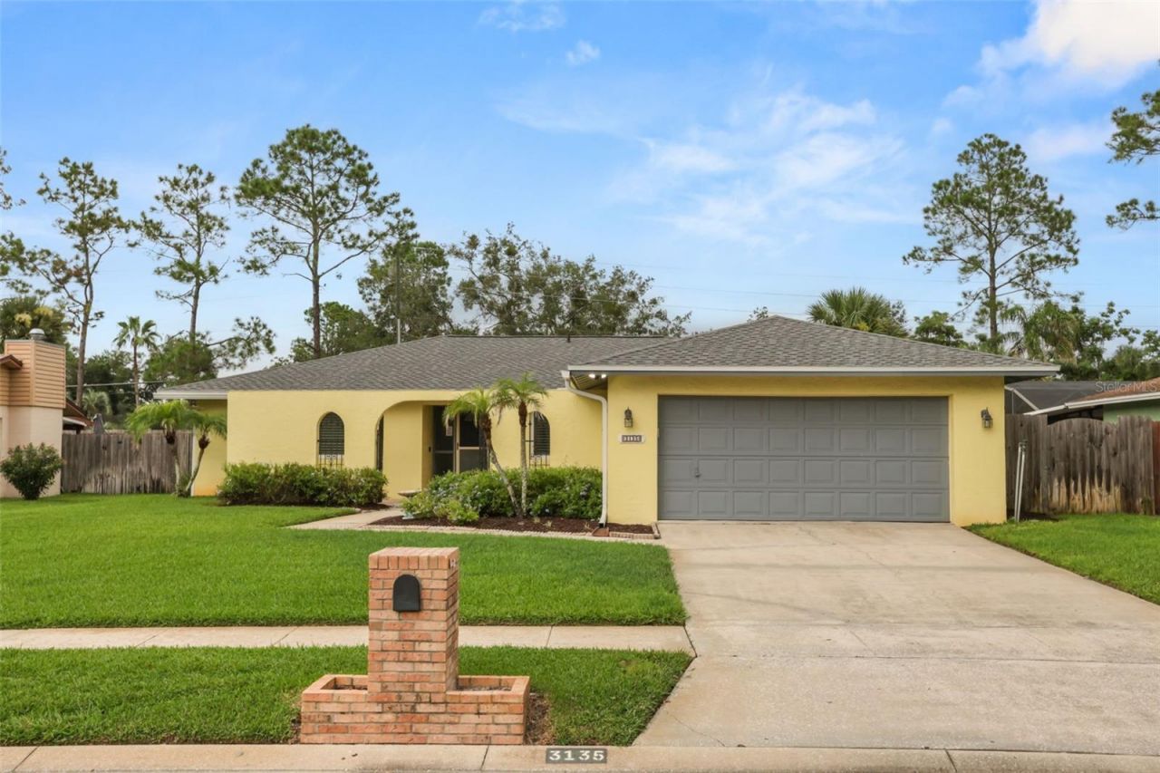 3135 Autumnwood Trail, Apopka, FL 32703 Main Photo