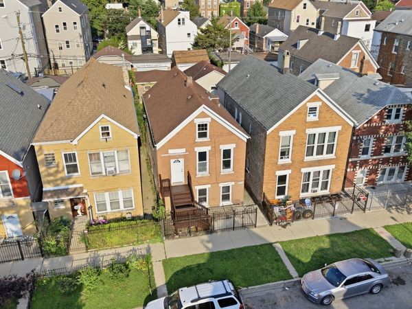 2333 S Whipple Street , Chicago, IL 60623