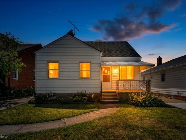 2911 North Avenue , Parma, OH 44134