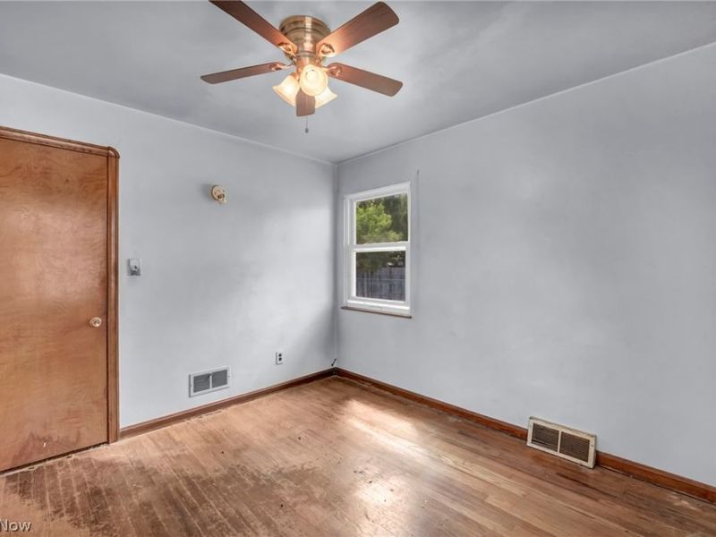 2911 North Avenue, Parma, OH 44134 Photo 17