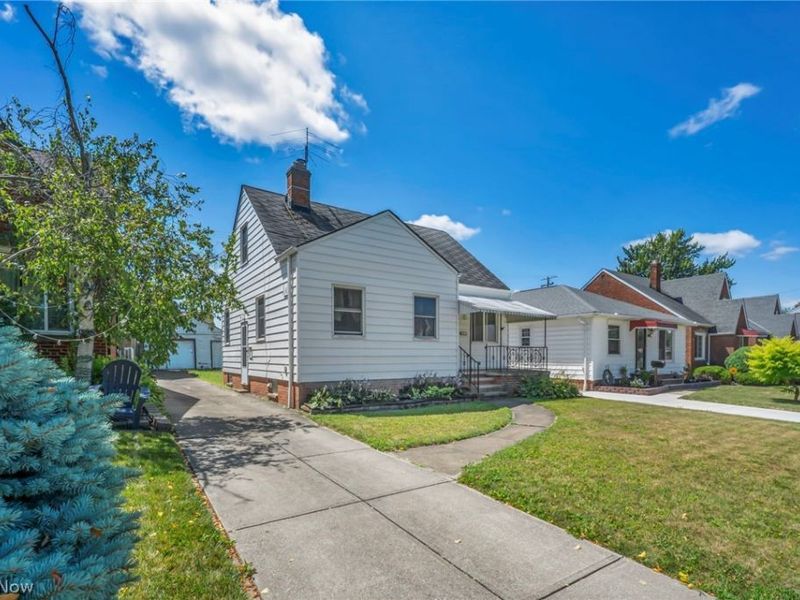 2911 North Avenue, Parma, OH 44134 Photo 3