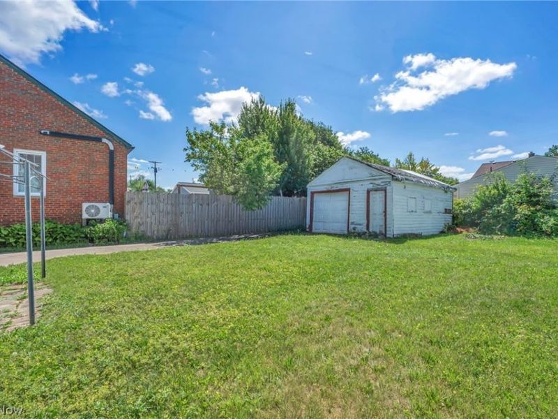 2911 North Avenue, Parma, OH 44134 Photo 40