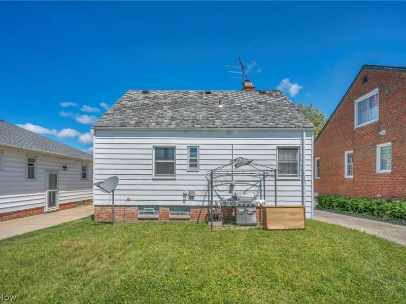 2911 North Avenue, Parma, OH 44134 Photo 41