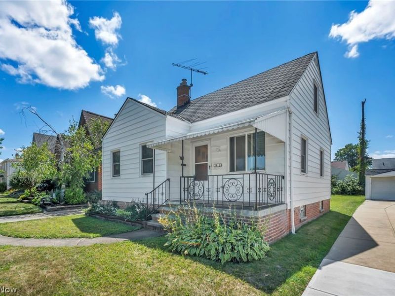 2911 North Avenue, Parma, OH 44134 Photo 6