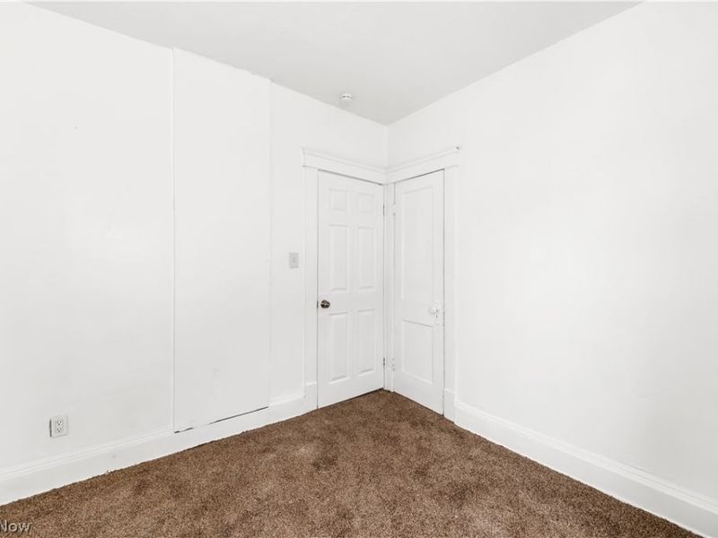 3978 E 55th Street, Newburgh Heights, OH 44105 Photo 14