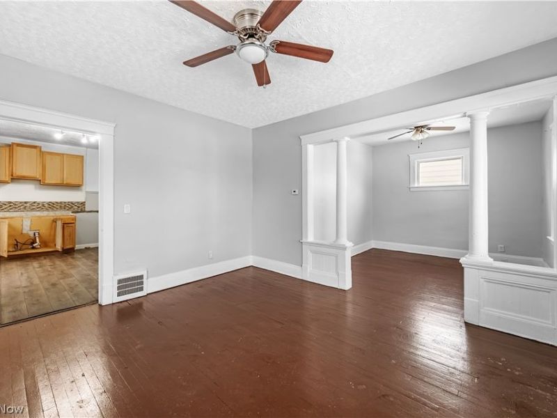 3978 E 55th Street, Newburgh Heights, OH 44105 Photo 8