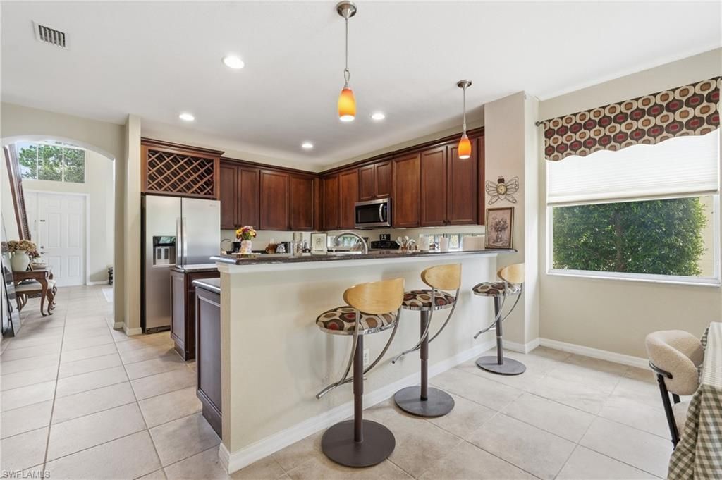 3565 Malagrotta Cir , Cape Coral, FL 33909 Photo