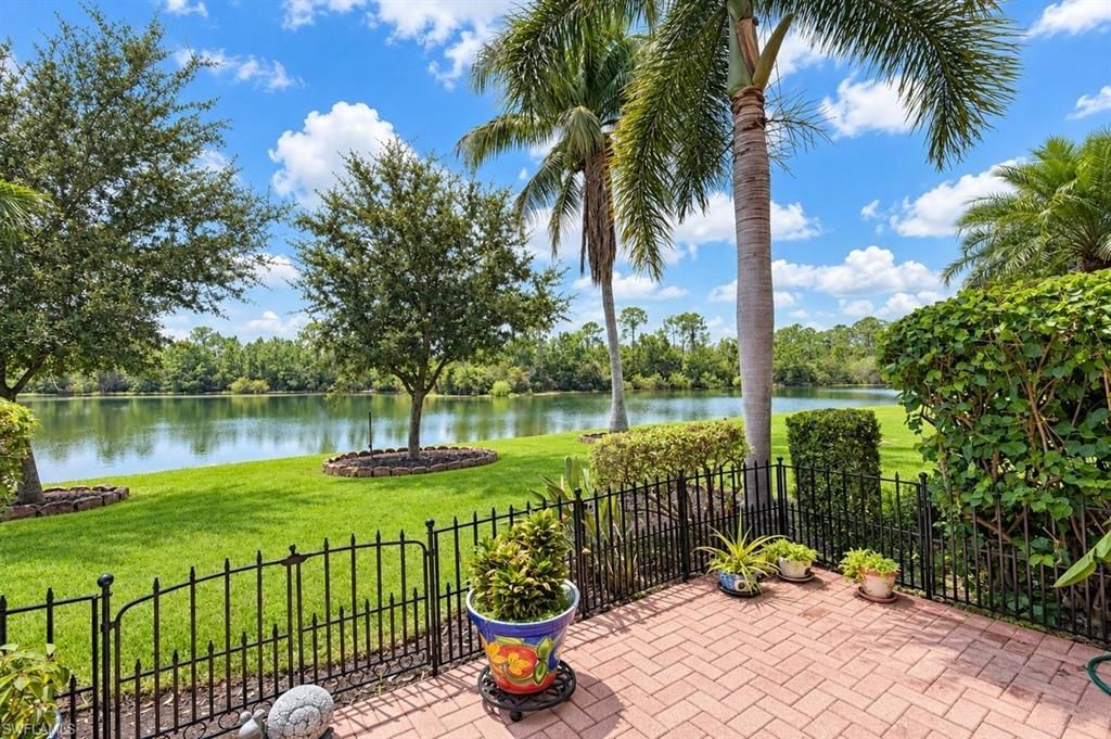 3565 Malagrotta Cir, Cape Coral, FL 33909 Photo