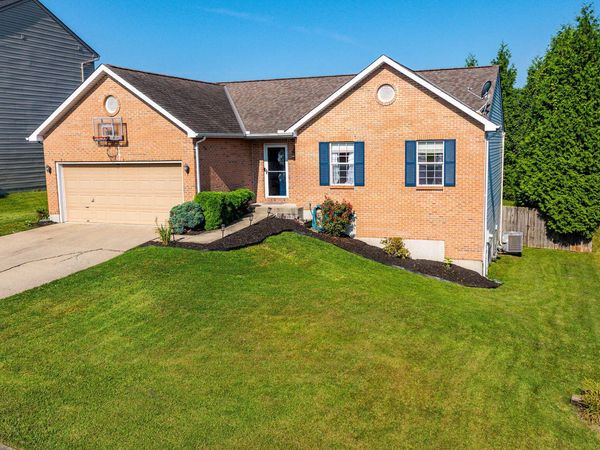 2712 Benjamin Lane, Hebron, KY 41048