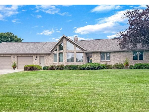 3101 CLAYMORE LANE, New Franken, WI 54229