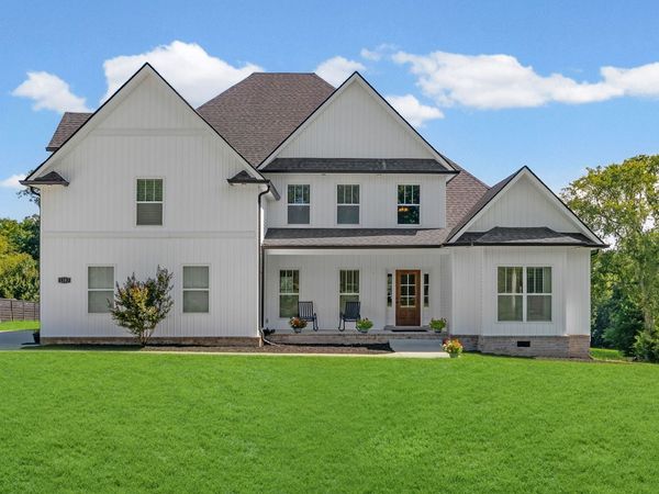 1387 Southside Rd, Southside, TN 37171