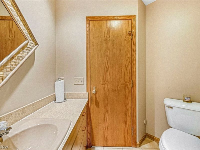 10 Woodburn Drive, Moreland Hills, OH 44022 Photo 48